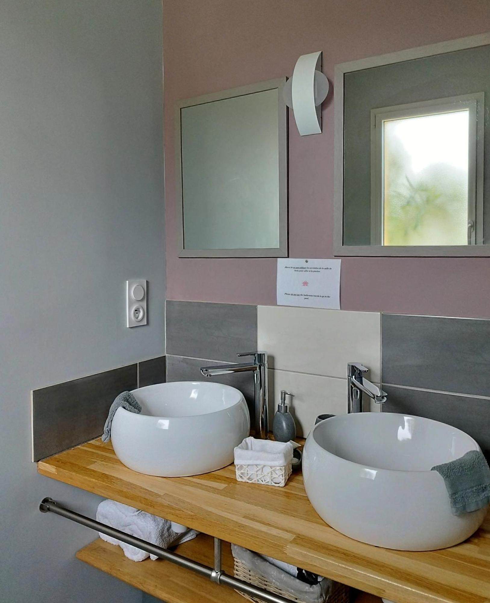 La Sarlamandre, Chambres Et Table D'Hotes Marcillac-Saint-Quentin Buitenkant foto