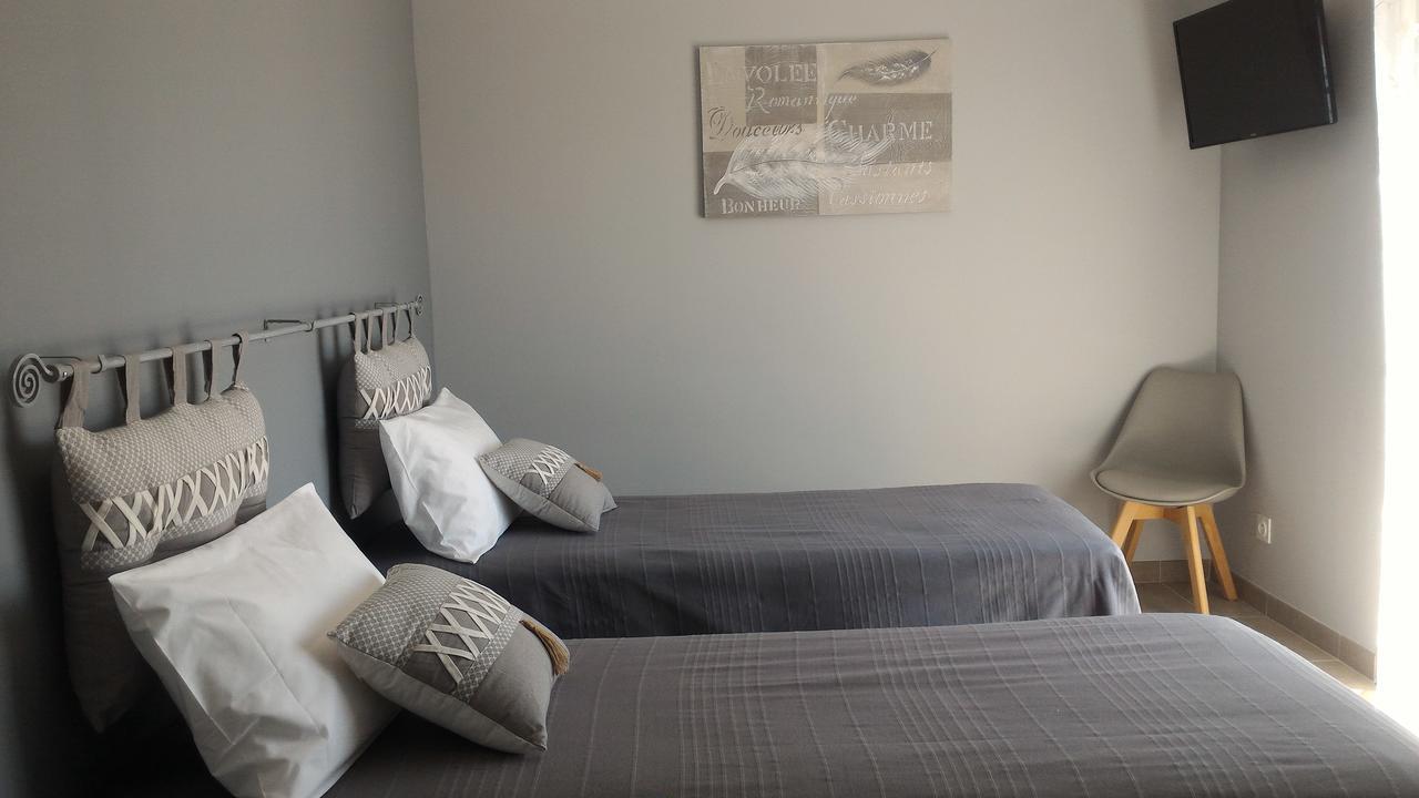 La Sarlamandre, Chambres Et Table D'Hotes Marcillac-Saint-Quentin Buitenkant foto